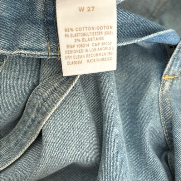 NWOT high rise belted  flare jeans - Picture 8 of 11